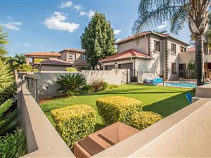 3 Bed Townhouse in Willowbrook