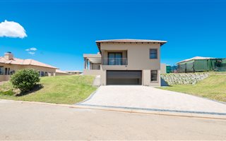 3 Bedroom House in The Hill Estate