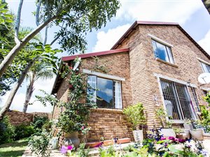 3 Bed Duplex in Honeydew Ridge