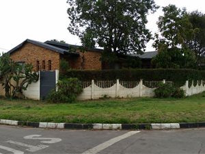 3 Bed House in Eldorado Park