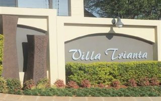20 Bedroom Apartment in Sinoville