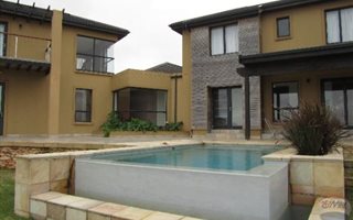 4 Bedroom House in Pezula Golf Estate