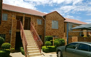 2 Bedroom Apartment in Theresa Park