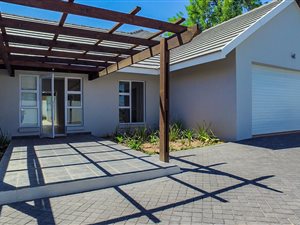 3 Bedroom House in Waterkloof