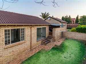 2 Bed Townhouse in Honeydew Ridge