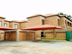 2 Bed Townhouse in Ravenswood