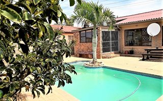 3 Bedroom House in Despatch