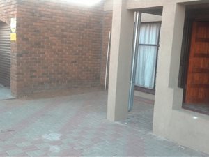 3 Bed House in Blomanda