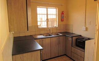 1 Bedroom Flat in Lephalale (Ellisras)