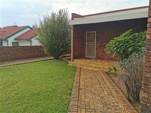 3 Bed House in Nigel Central