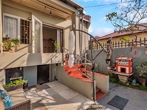 1 Bed House in Orange Grove
