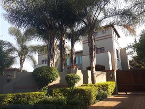 4 Bed House in Midstream Estate
