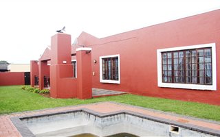 3 Bedroom Townhouse in Eike Park