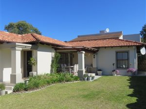 3 Bed House in Schoongezicht