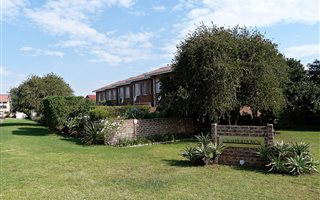 2 Bedroom Townhouse in Edenglen