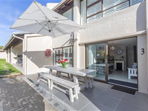 4 Bed Apartment in Cutty Sark