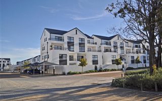 2 Bedroom Apartment in De Velde