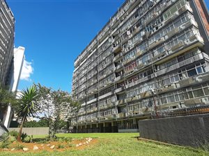 2 Bed Apartment in Sunnyside