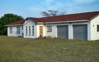 5 Bedroom House in Birdswood