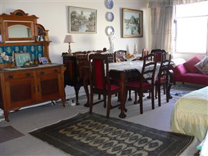 2 Bedroom Flat in Quigney