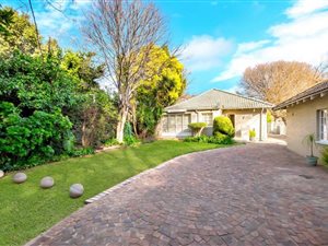 280 m² Commercial space in Parktown North