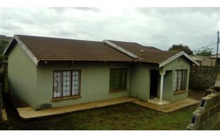 3 Bedroom House in Ngwelezana