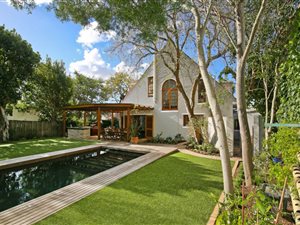 4 Bed House in Claremont Upper