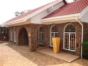 3 Bed House in Riamarpark