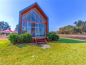 4 Bed House in Nooitgedacht