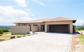 3 Bedroom House in The Hill Estate