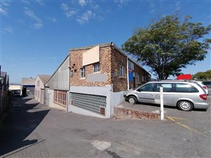 1400 m² Industrial space in Stikland Industrial