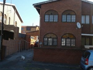 3 Bed House in Westcliff