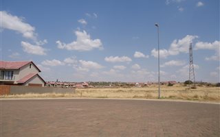 827 m² Land available in Wild Olive Estate