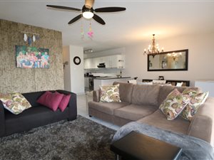 3 Bed Apartment in Willard Beach