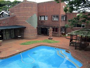 5 Bed House in Sparks
