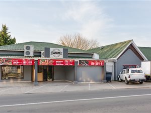 160 m² Commercial space in Bodorp
