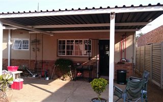 3 Bedroom House in Moregloed