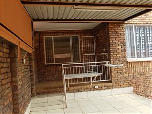 3 Bed Duplex in Monument Park