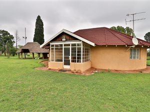 9 Bed House in Walkerville