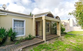3 Bedroom House in Parklands