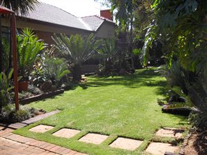 4 Bed House in Rhodesfield