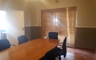 150 m² Office Space in Rustenburg Central