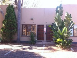 1 Bedroom Flat in Kempton Park Central