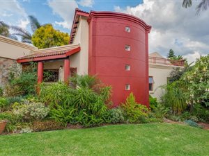 3 Bed Townhouse in Boskruin