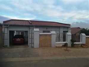 3 Bed House in Naturena