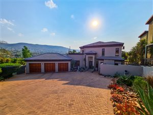 4 Bed House in Ruimsig Country Estate