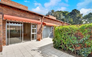 2 Bedroom Simplex in Corlett Gardens