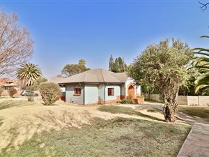 3 Bed House in Westdene