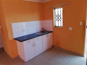 3 Bed House in Protea Glen