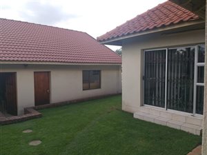 300 m² Commercial space in Edenvale